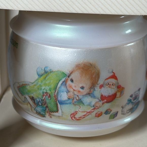 Vintage Hallmark Christmas Keepsake Ornament for Grandchild’s 1st Christmas 1983 - Picture 6 of 10